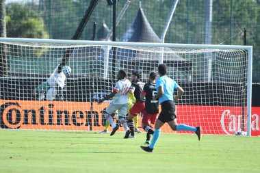Toronto FC, 13 Temmuz 2020 tarihinde Orlando Florida 'da düzenlenen ESPN Wild World of Sports' ta düzenlenen MLS Back Tournament sırasında D.C. United ile karşı karşıya geldi..  