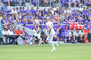 Orlando City 15 Nisan 2017 'de Florida, Orlando' daki Citrus Bowl 'da Los Angeles Galaksisine ev sahipliği yaptı..  