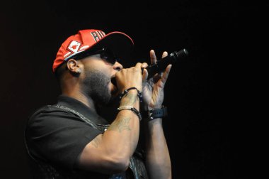 R & B Şarkıcıları Keith Sweat, Jagged Edge, Dru Hill ve Sisqo 15 Kasım 2014 'te Orlando Florida' daki CFE Arena 'da sahne aldılar..  