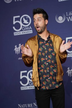 15 Ekim 2019 'da Nashville, Tennessee' deki Linbscome Üniversitesi 'nde verilen 50. GMA Dove Ödülleri sırasında kırmızı halı. 