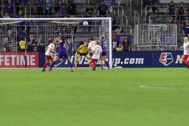 Orland Pride, 25 Ağustos 2018 'de Orlando Florida' daki Exploria Stadyumu 'nda Chicago Red Stars' a ev sahipliği yapıyor..  