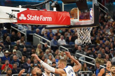 Orlando Magic, 21 Şubat 2020 Cuma günü Orlando Florida 'daki Amway Center' da Dallas Mavericks 'e ev sahipliği yapıyor..  