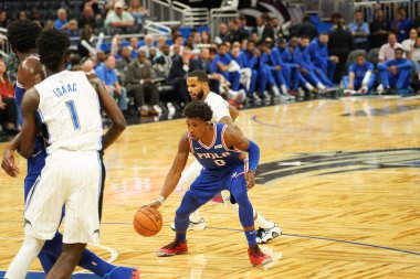 Orlando Magic 13 Ekim 2019 'da Florida, Orlando' daki Amway Center 'da Philadelphia 76ers' a ev sahipliği yaptı.. 