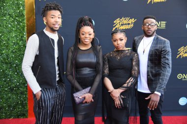 24 Mart 2018 Cumartesi günü Las Vegas 'taki Orleans Resort' ta düzenlenen 33. Yıldız Ödülleri Kırmızı Halı sırasında ünlüler.