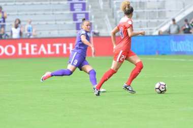 Orlando Pride 22 Nisan 2017 'de Orlando City Stadyumu' nda Washington Spirit 'e ev sahipliği yaptı..  
