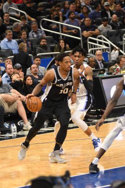 Orlando Magic, 19 Aralık 2018 tarihinde Orlando Florida 'daki Amway Center' da San Antonio Spurs 'a ev sahipliği yapmaktadır.. 