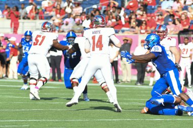 Georgia State Face Batı Kentucky Cure Bowl sırasında 16 Aralık 2017 'de Orlando Florida' daki Citrus Bowl 'da.  