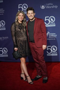 15 Ekim 2019 'da Nashville, Tennessee' deki Linbscome Üniversitesi 'nde verilen 50. GMA Dove Ödülleri sırasında kırmızı halı. 