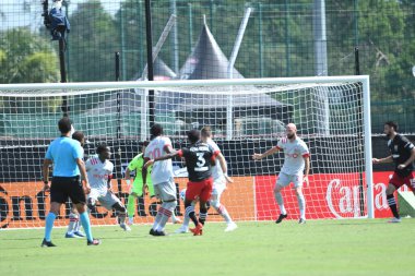 Toronto FC, 13 Temmuz 2020 tarihinde Orlando Florida 'da düzenlenen ESPN Wild World of Sports' ta düzenlenen MLS Back Tournament sırasında D.C. United ile karşı karşıya geldi.. 