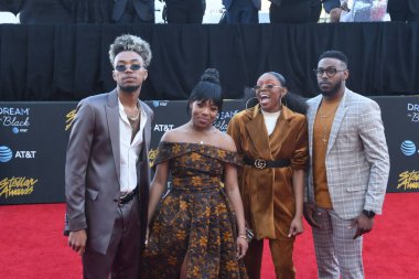 Kırmızı Halı Fotoğrafları 29 Mart 2019 Cumartesi günü Las Vegas 'taki Orleans Resort' ta düzenlenen 34. Yıldız Ödülleri sırasında çekildi.