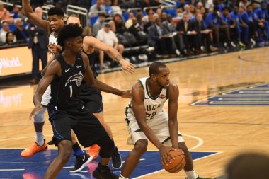 Orlando Magic, 19 Ocak 2019 Cumartesi günü Orlando Florida 'daki Amway Arena' da Milwaukee Doları 'na ev sahipliği yapıyor..