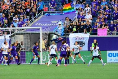 Orlando Pride 26 Ağustos 2016 'da Orlando Florida' daki Camp World Stadyumu 'nda Washington Spirit' e ev sahipliği yaptı..  