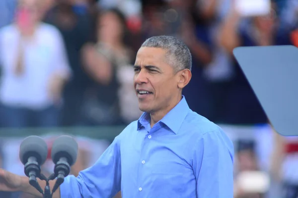 Président Barack Obama Prend Parole Lors Rassemblement Campagne Stade Osceola — Photo