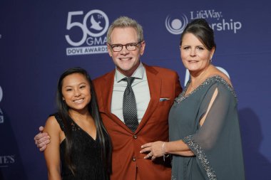 15 Ekim 2019 'da Nashville, Tennessee' deki Linbscome Üniversitesi 'nde verilen 50. GMA Dove Ödülleri sırasında kırmızı halı. 