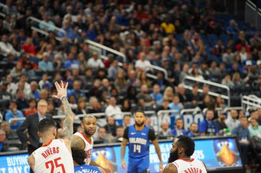 Orlando Magic, 13 Aralık 2019 Cuma günü Orlando, Florida 'daki Amway Center' da Houston Rockets 'a ev sahipliği yapıyor.