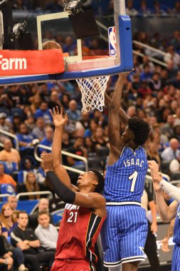 Orlando Magic 17 Ekim 2018 'de Orlando Florida' daki Amway Center 'da Miami Heat' i sunar..  