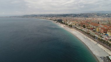 Şehir plajlı sahil manzarası çok güzel.