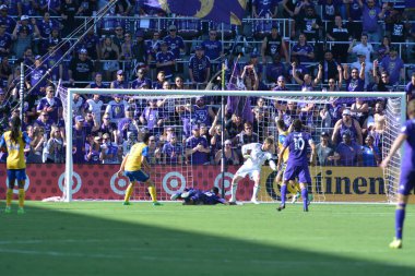 Orlando City 29 Nisan 2017 'de Orlando, Florida' daki Orlando City Stadyumu 'nda Colorado Rapids' e ev sahipliği yaptı.)