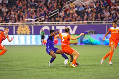 Orlando Pride sunucusu Houston Dash 23 Haziran 2016 'da Orlando Florida' daki Dünya Kampı Stadyumu 'nda..