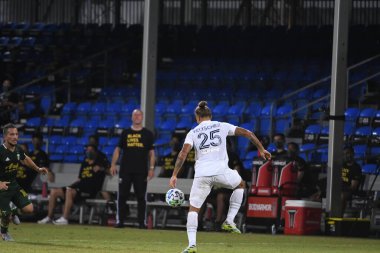 Los Angeles Galaksisi, 14 Temmuz 2020 'de Orlando Florida ABD' deki ESPN Vahşi Spor Dünyası 'nda düzenlenen MLS Sırt Turnuvası sırasında Portland Timbers ile karşı karşıya geldi.
