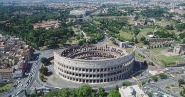 İtalya 'nın Roma' daki ünlü mezarının havadan görünüşü.. 
