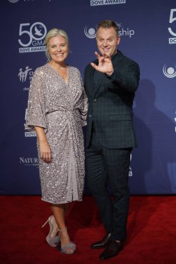 15 Ekim 2019 'da Nashville, Tennessee' deki Linbscome Üniversitesi 'nde verilen 50. GMA Dove Ödülleri sırasında kırmızı halı. 