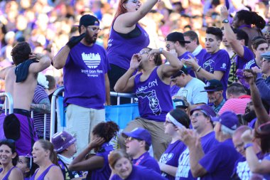 Orlando City SC, 23 Ekim 2016 'da Orlando Florida' daki Camp World Stadyumu 'nda DC United' ı ağırladı..  