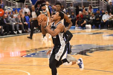 Orlando Magic, 19 Aralık 2018 tarihinde Orlando Florida 'daki Amway Center' da San Antonio Spurs 'a ev sahipliği yapmaktadır.. 