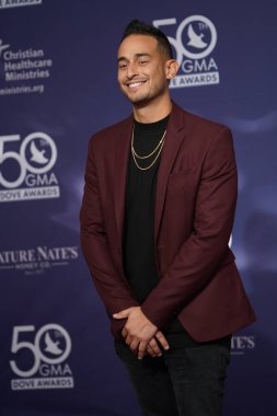 15 Ekim 2019 'da Nashville, Tennessee' deki Linbscome Üniversitesi 'nde verilen 50. GMA Dove Ödülleri sırasında kırmızı halı. 