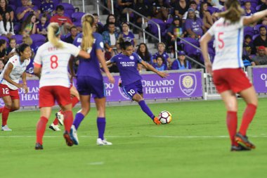 Orland Pride, 25 Ağustos 2018 'de Orlando Florida' daki Exploria Stadyumu 'nda Chicago Red Stars' a ev sahipliği yapıyor..