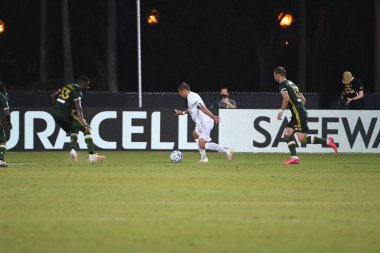 Los Angeles Galaksisi, 14 Temmuz 2020 'de Orlando Florida ABD' deki ESPN Vahşi Spor Dünyası 'nda düzenlenen MLS Sırt Turnuvası sırasında Portland Timbers ile karşı karşıya geldi.