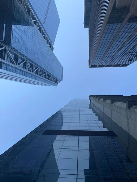 Himmelsblick Durch Wolkenkratzer — Stockfoto