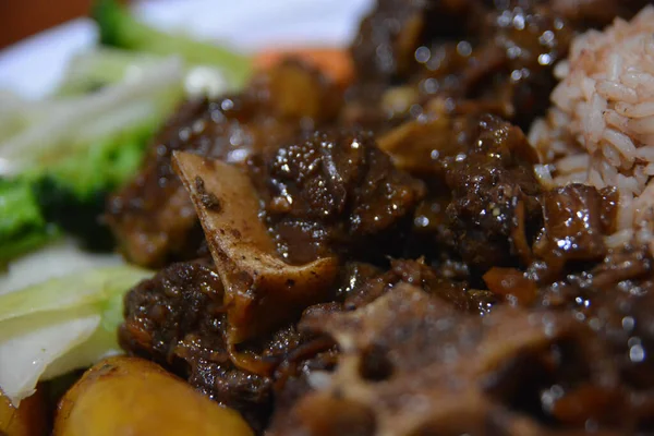 Hermoso Plato Deliciosa Comida Caribeña — Foto de Stock