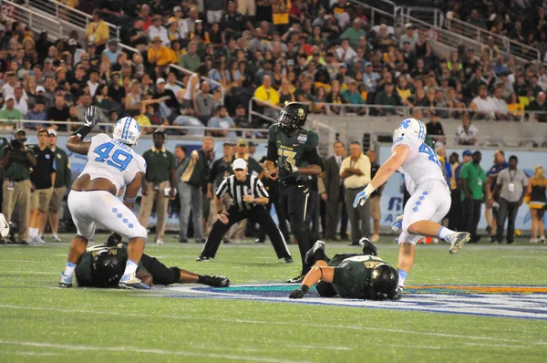 North Carolina Face Baylor Russell Athletic Bowl Camping World Stadium — 스톡 사진