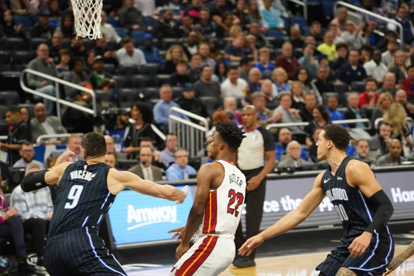 Orlando Magic Φιλοξενεί Μαϊάμι Χιτ Στο Amway Center Στο Ορλάντο — Φωτογραφία Αρχείου