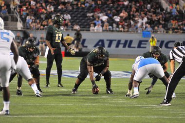 Kuzey Carolina 29 Aralık 2015 tarihinde Orlando Florida 'daki Kamp Dünya Stadyumu' nda oynanan Russell Atletizm Kupası 'nda Baylor ile karşılaşacak.. 