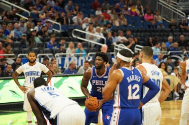 Orlando Magic 13 Ekim 2019 'da Florida, Orlando' daki Amway Center 'da Philadelphia 76ers' a ev sahipliği yaptı.. 