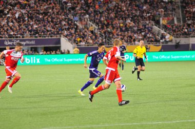 Orlando City SC, 8 Mayıs 2015 'te Florida' daki Kamp Dünyası Stadyumu 'nda Los Angeles Galaksisi' ne ev sahipliği yaptı.. 