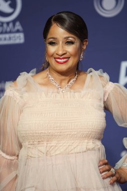 15 Ekim 2019 'da Nashville, Tennessee' deki Linbscome Üniversitesi 'nde verilen 50. GMA Dove Ödülleri sırasında kırmızı halı. 