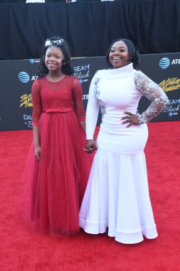 Kırmızı Halı Fotoğrafları 29 Mart 2019 Cumartesi günü Las Vegas 'taki Orleans Resort' ta düzenlenen 34. Yıldız Ödülleri sırasında çekildi.