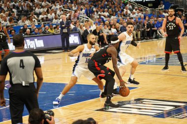 Orlando Magic 19 Nisan 2019 Cuma günü Orlando Florida 'daki Amway Arena' daki NBA Playoff 1 'de Toronto Rapçileri' ne ev sahipliği yapıyor.