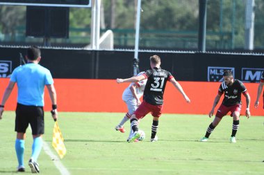 Toronto FC, 13 Temmuz 2020 tarihinde Orlando Florida 'da düzenlenen ESPN Wild World of Sports' ta düzenlenen MLS Back Tournament sırasında D.C. United ile karşı karşıya geldi.