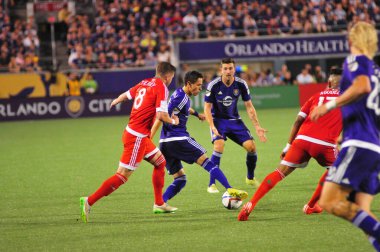 Orlando City SC, 8 Mayıs 2015 'te Florida' daki Kamp Dünyası Stadyumu 'nda Los Angeles Galaksisi' ne ev sahipliği yaptı.. 