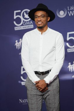 15 Ekim 2019 'da Nashville, Tennessee' deki Linbscome Üniversitesi 'nde verilen 50. GMA Dove Ödülleri sırasında kırmızı halı. 