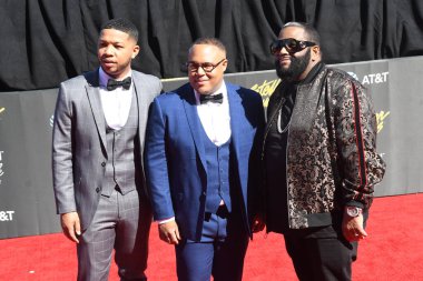 Kırmızı Halı Fotoğrafları 29 Mart 2019 Cumartesi günü Las Vegas 'taki Orleans Resort' ta düzenlenen 34. Yıldız Ödülleri sırasında çekildi.