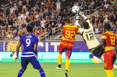 Orlando City SC, 29 Haziran 2016 'da Orlando Florida' daki Kamp Dünyası Stadyumu 'nda Fort Lauderdale Strikers' a ev sahipliği yaptı..