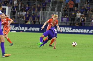 Orlando Pride 28 Haziran 2018 'de Orlando City Stadyumu' nda Houston Dash 'e ev sahipliği yaptı..  