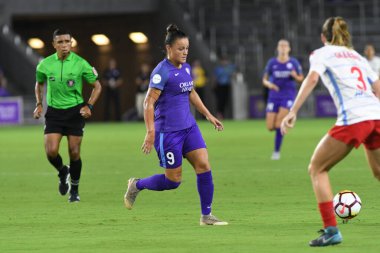 Orland Pride, 25 Ağustos 2018 'de Orlando Florida' daki Exploria Stadyumu 'nda Chicago Red Stars' a ev sahipliği yapıyor..  