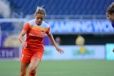 Orlando Pride sunucusu Houston Dash 23 Haziran 2016 'da Orlando Florida' daki Dünya Kampı Stadyumu 'nda..