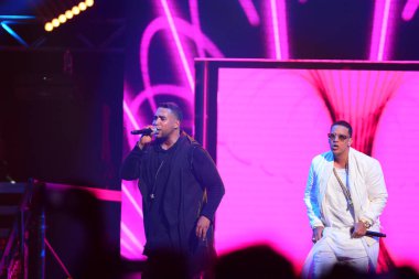 Baba Yankee ve Don Omar 7 Ağustos 2016 'da Orlando Florida' daki Amway Center 'da konser verdiler.. 